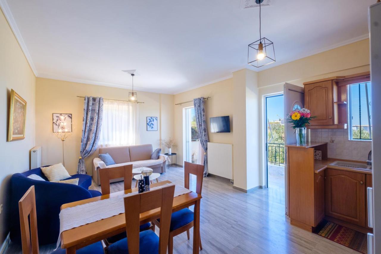 Almyros Aktis Mountain And Sea Apartment Kalamata Exterior foto